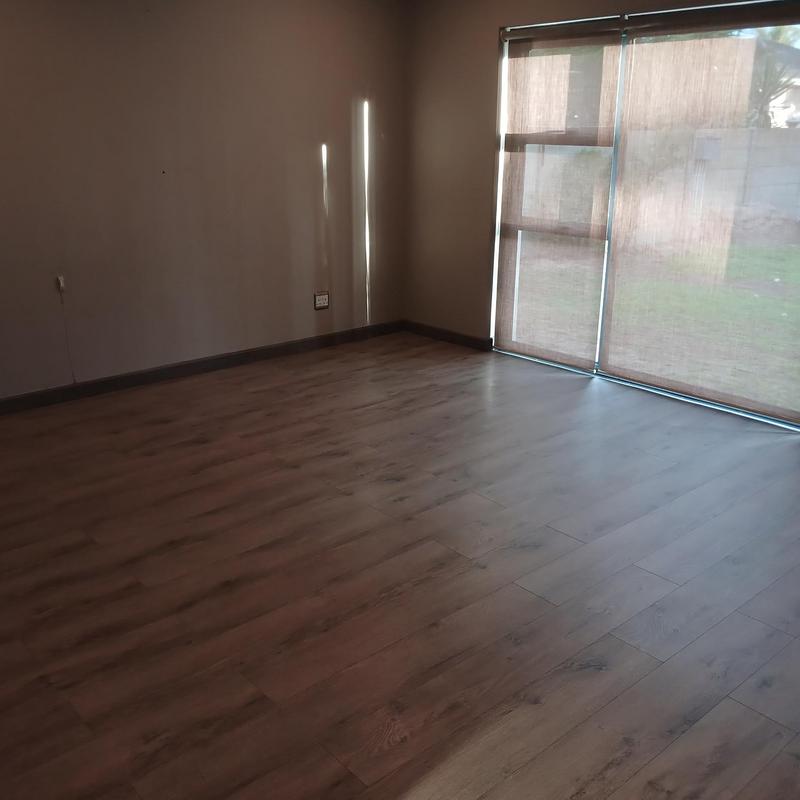 4 Bedroom Property for Sale in Amandelrug Western Cape